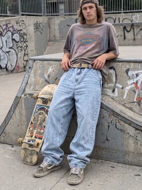 UH Denim Baggy Skater Jeans Light Wash 90s Grunge Y2K Puddle Wide Leg